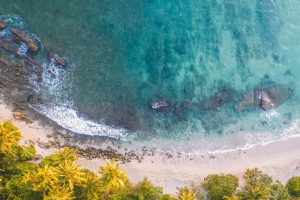 Tropical beaches and clear ocean - Edgewood Travel